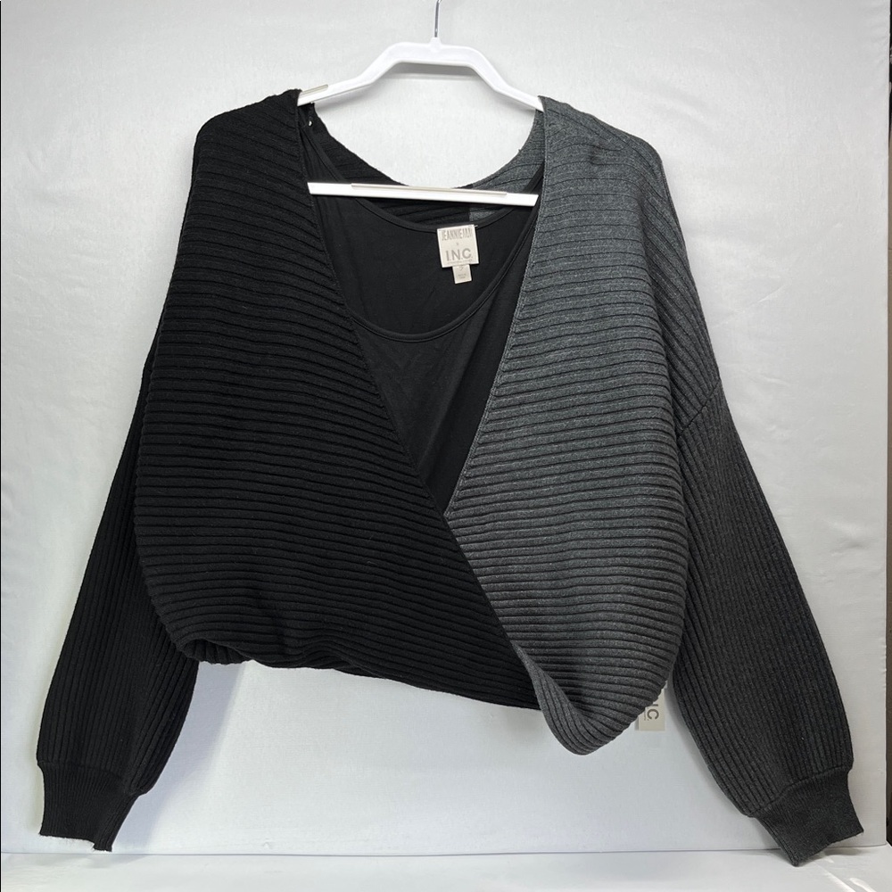 Ing Black and Gray‎ V-Neck Sweater